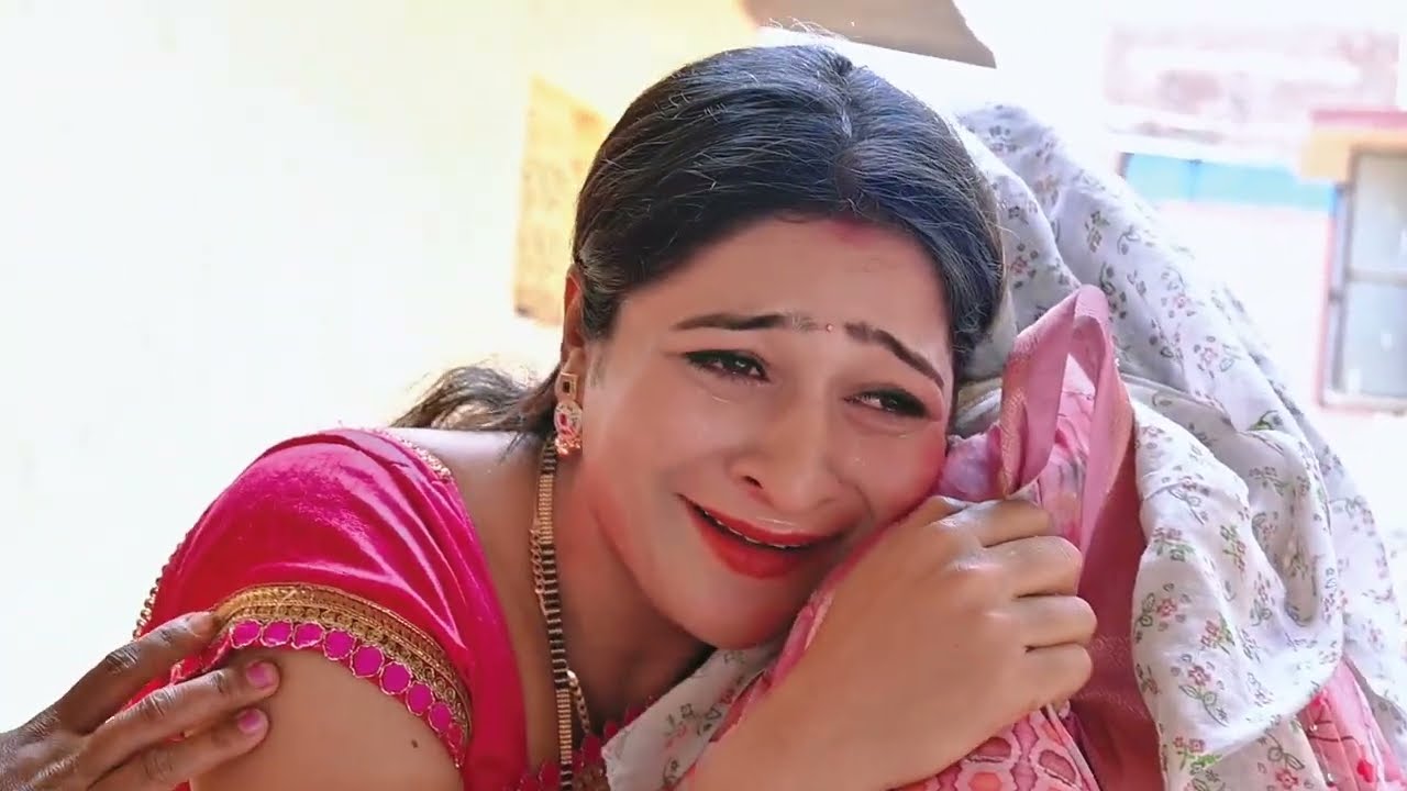 सून सासुच्या  गळयात पडुन  रडली  | Emotional episode | ​⁠​⁠​⁠@NagariComedy