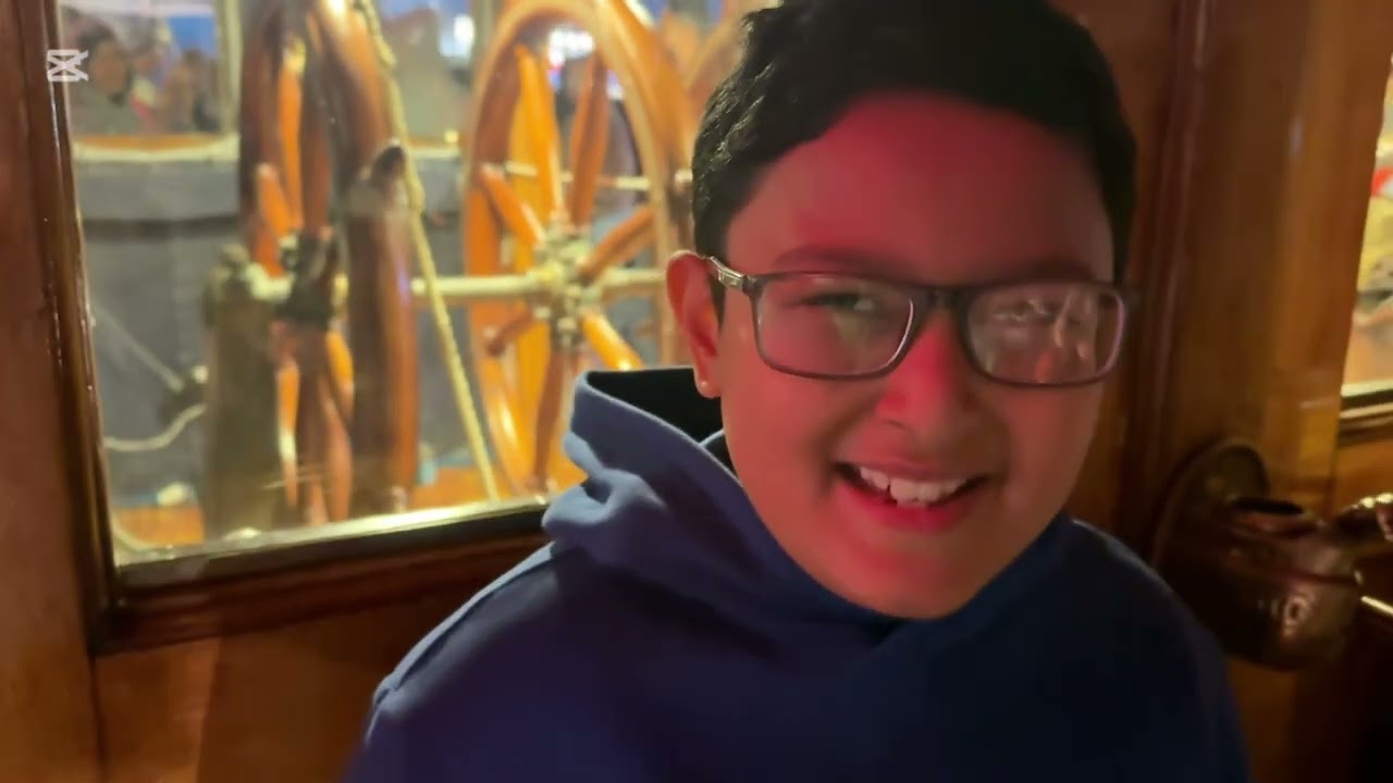 🌍 Exploring the Italian Training Ship Vespucci in Qatar! 🚢🇮🇹