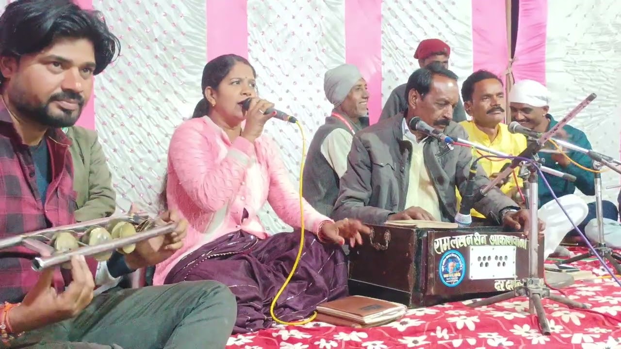 कमला राठौर की आवाज़ में बघेली सोहर गीत सुने आप। हमारा सम्पर्क सूत्र, ९९९३०७७१६८,९२४४२८१३४३..