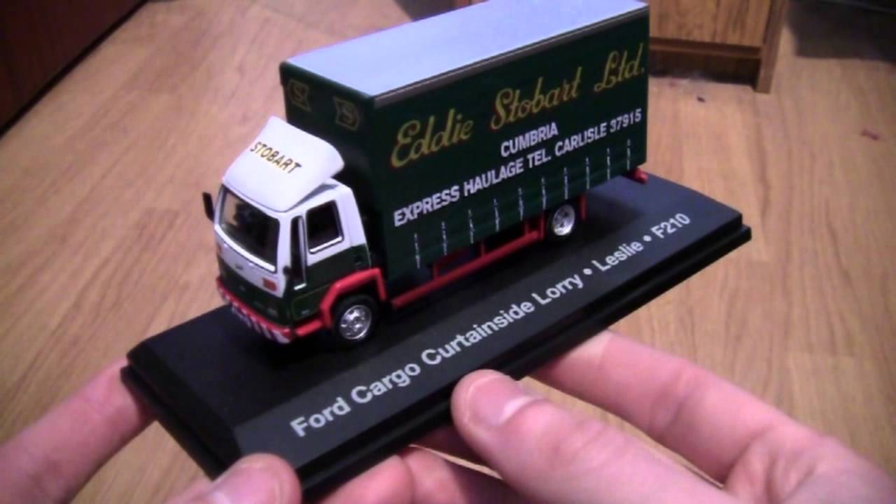 Opening The Atlas Editions Ford Cargo Curtainside Lorry In Eddie Stobart Livery