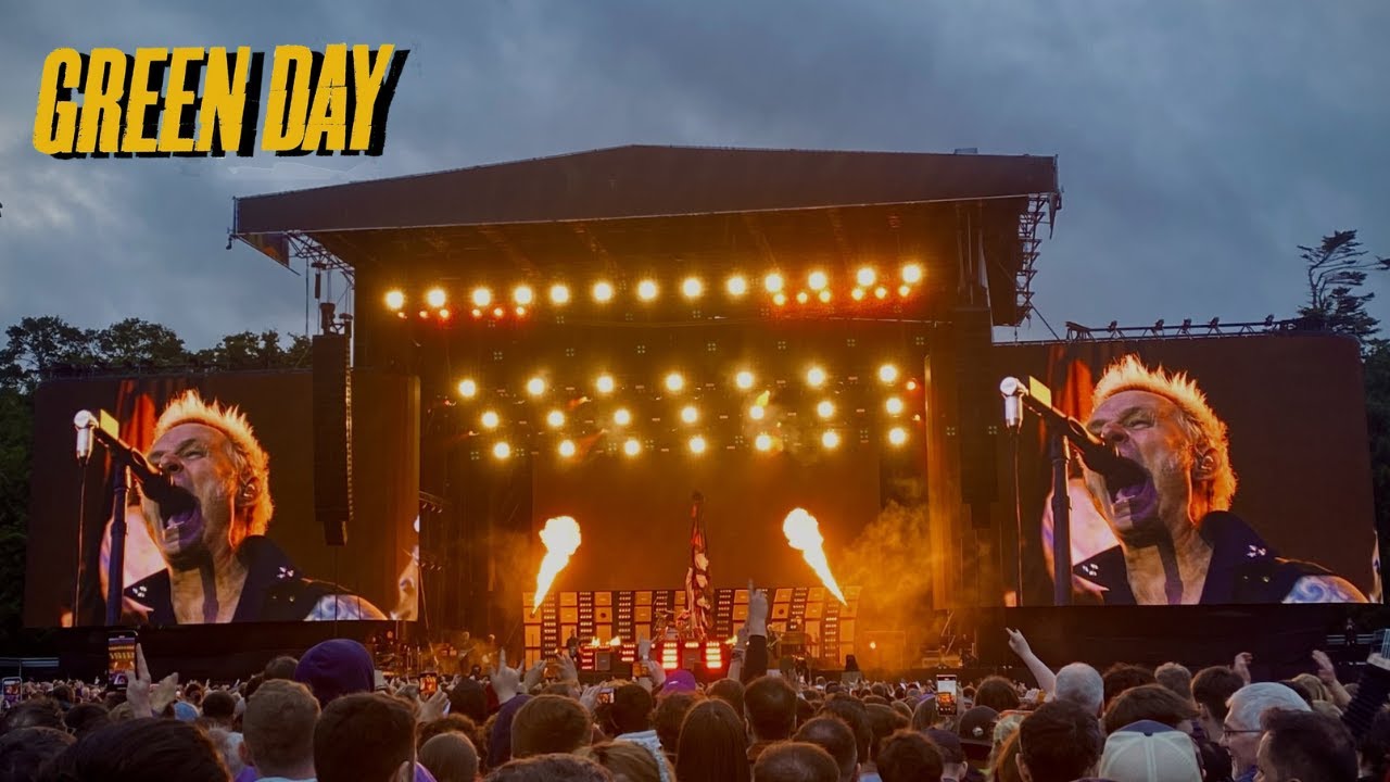 Green Day - Holiday - (Live in Dublin 2024)