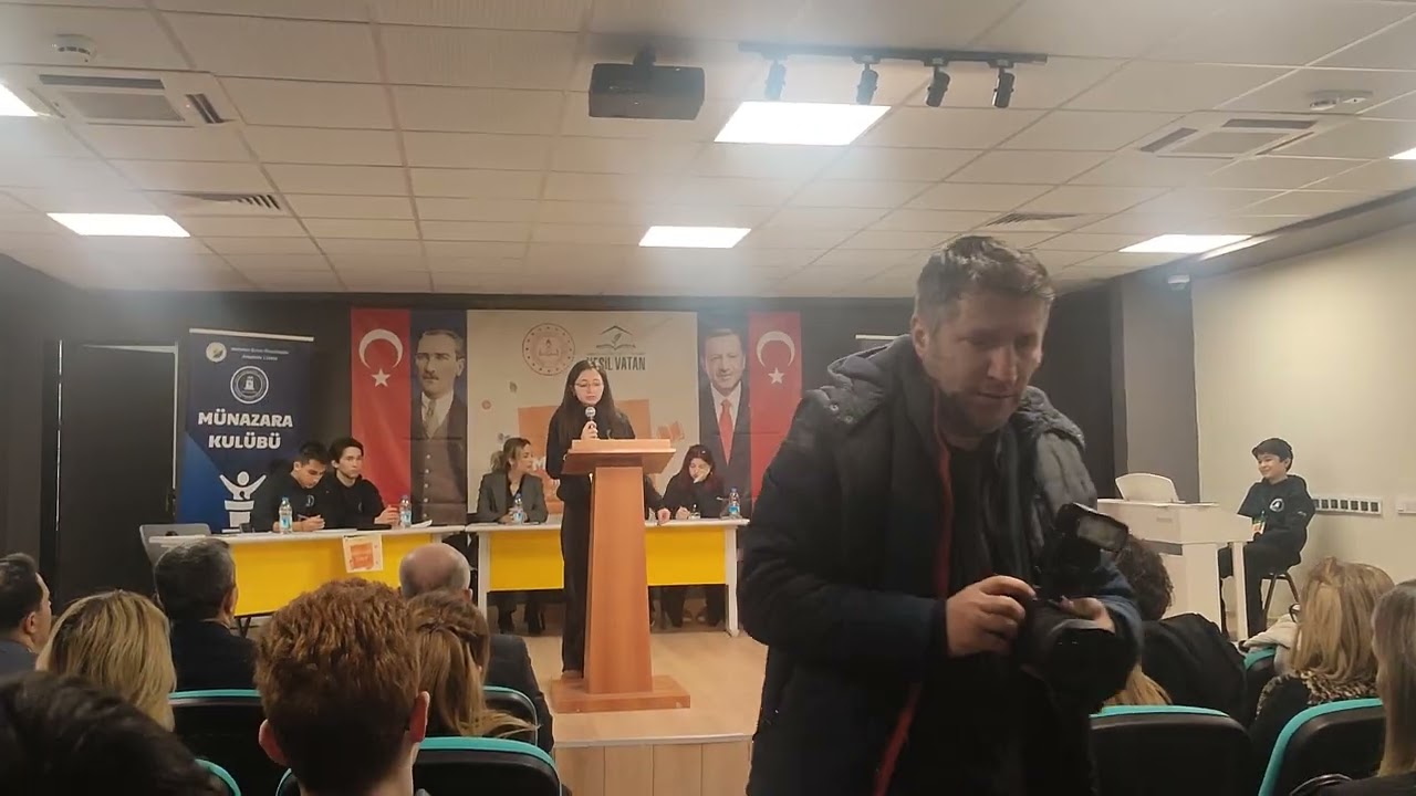 MERAL Yeşil Vatan Benim Okulum Geleceğe ÇARE Münazara Etkinliği