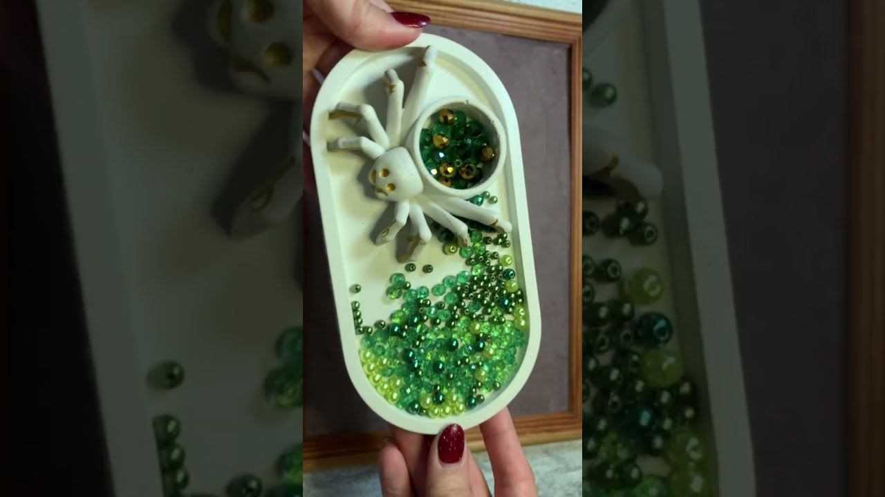 Делаем булавку-брошь своими руками 🥰