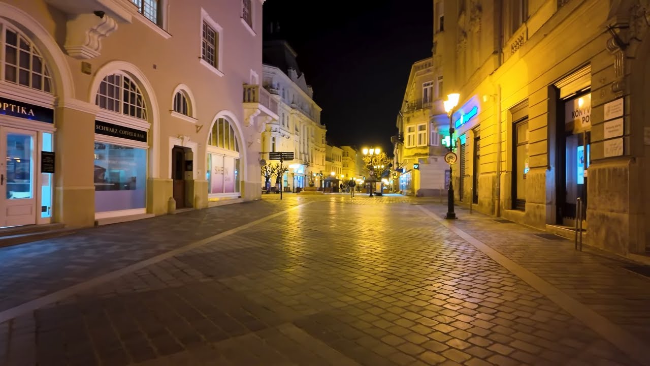🌙 Night Walk in Győr, Hungary | Where History Glows Softly ✨