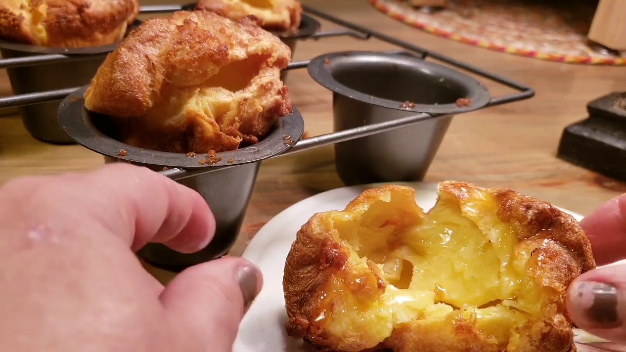 Old fashioned homestead popovers