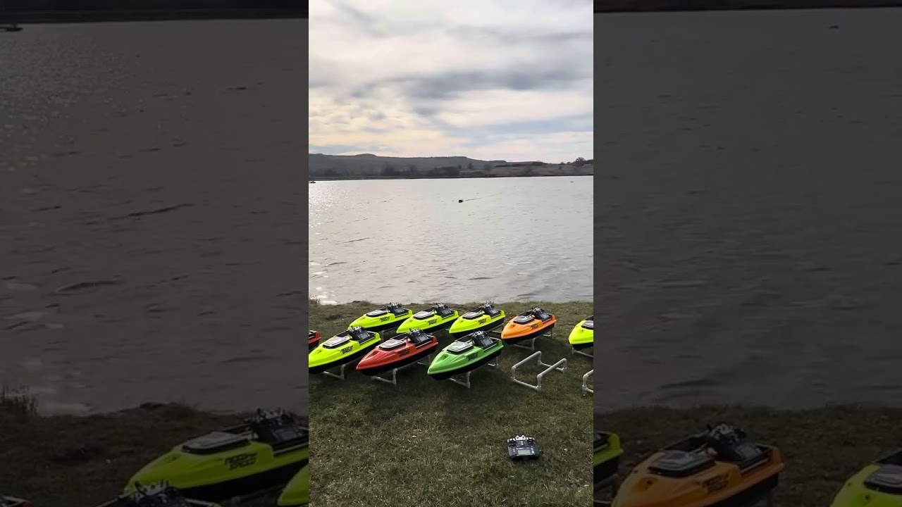 Лодка за захранка🚤🚤🚤М.Пенчев🇧🇬🇧🇬🇧🇬 Тел.0886115357