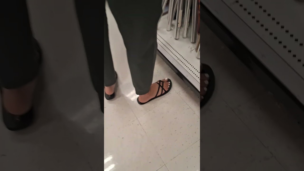 big beautiful mature feet in fresh pedicure comes out to shop part 1