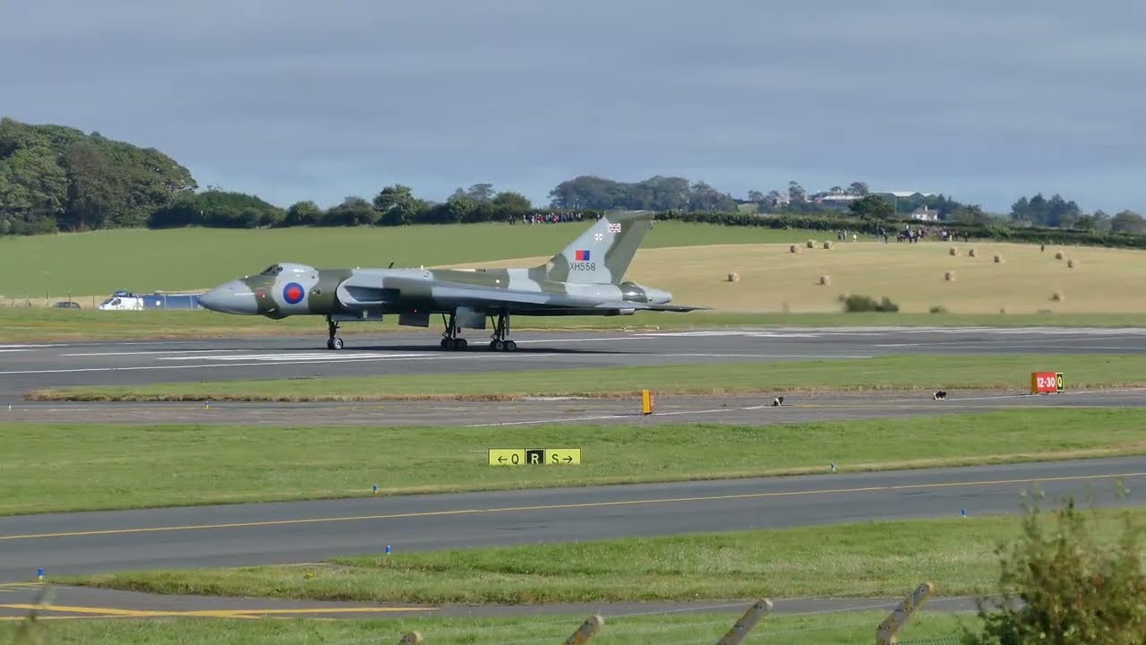 Avro Vulcan Howl - XH558