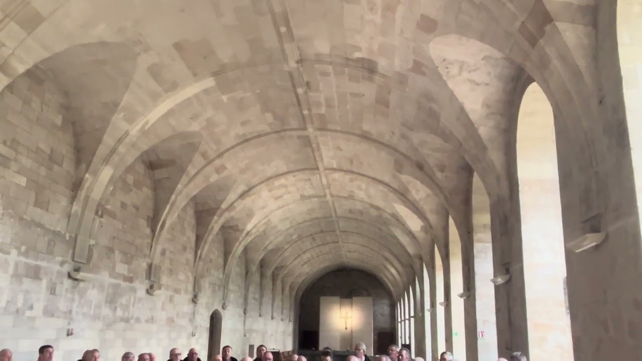 Rhos Male Voice Choir - Battle of Jericho at Le Bec-Hellouin Monastery, Normandy.
