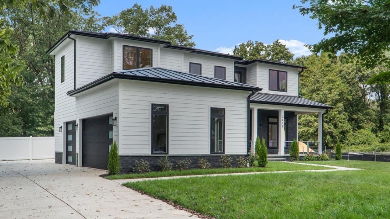 Can This Falls Church VA Luxury House Sell For $2,300,000?