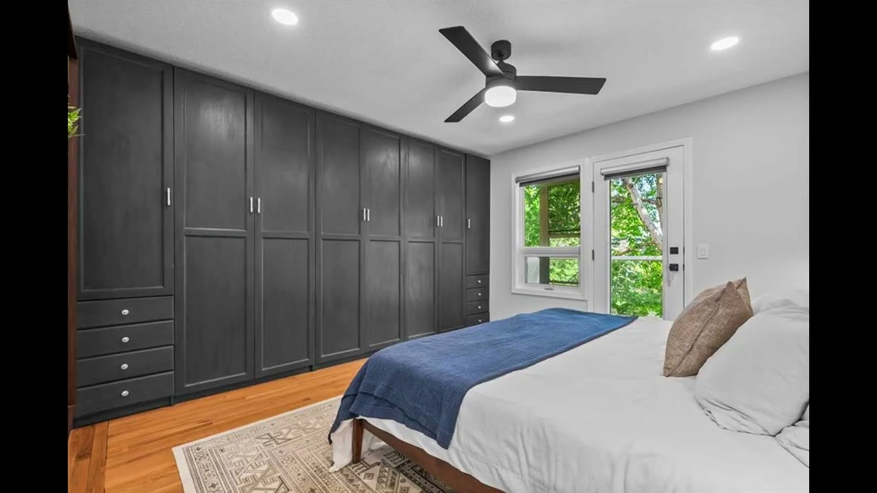 Signal Hill社区-89.95W-Bunglow-Walkout Basement