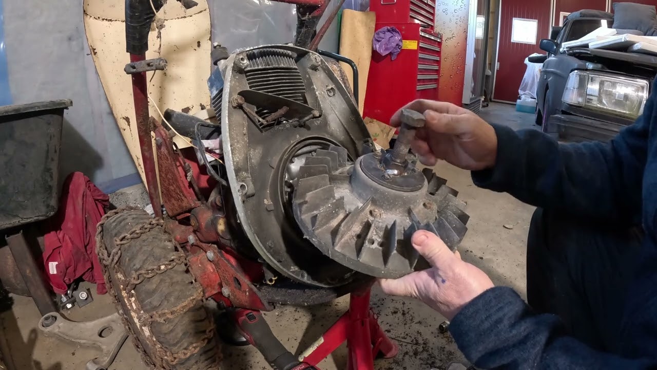 BELOS 222 MED JLO 372 2T MOTOR #2