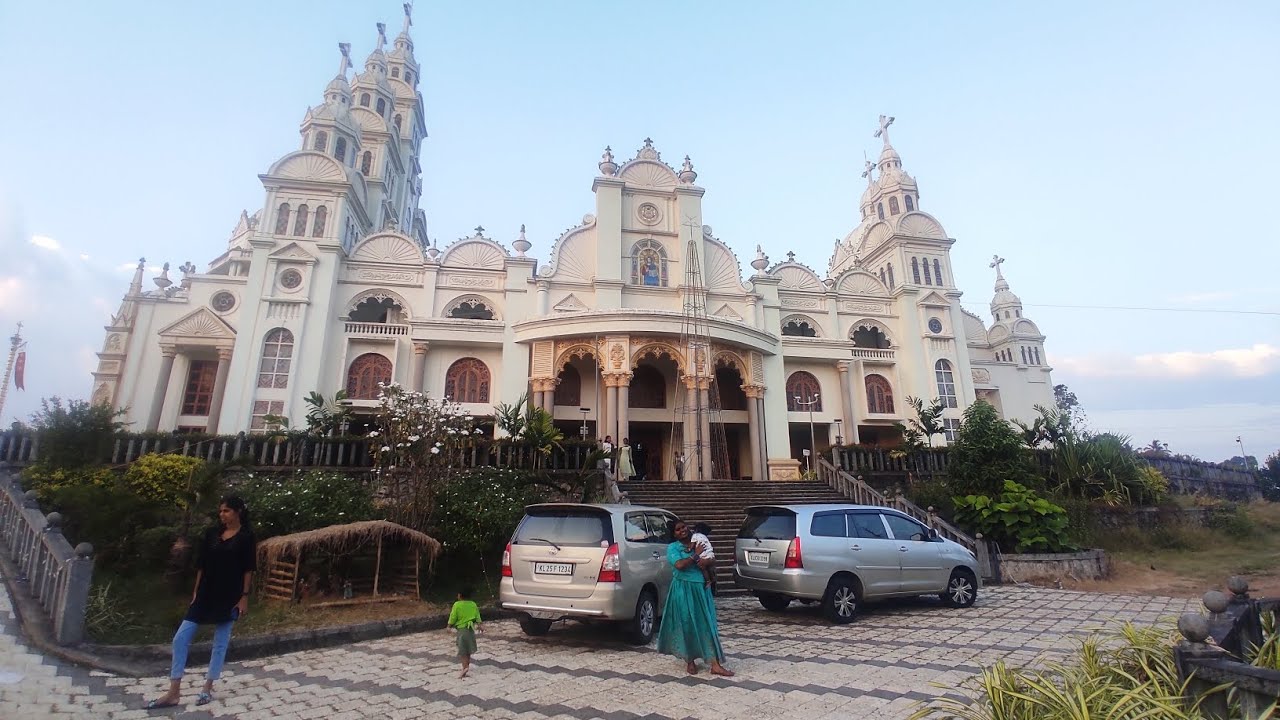 St. Stephen's Orthodox Cathedral in Pathanamthitta, Kerala (MakkamKunnu Palli) ⛪