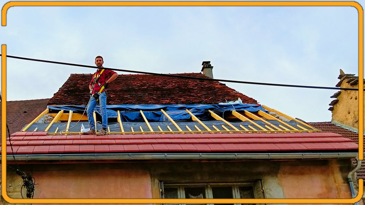 Gouttière et premiers rangs de tuiles - Toiture #4