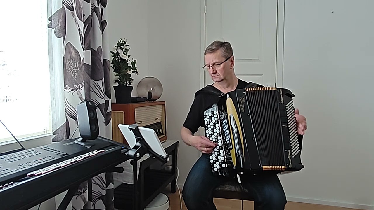 Tähdet Meren Yllä