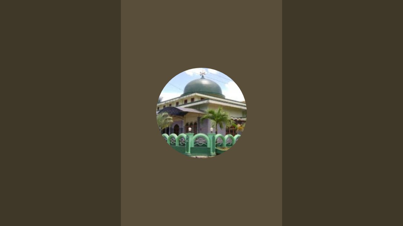 Bp. Kyai Slamet S. Masjid Besar Baitul Muttaqin Official sedang live sekarang!
