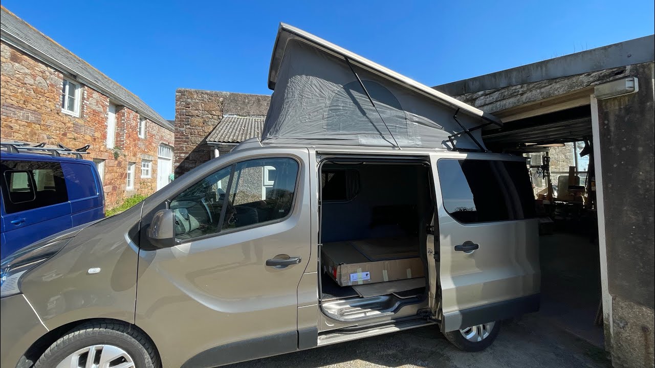 Renault Trafic camper build with SCA roof and RIB bed. Part 1
