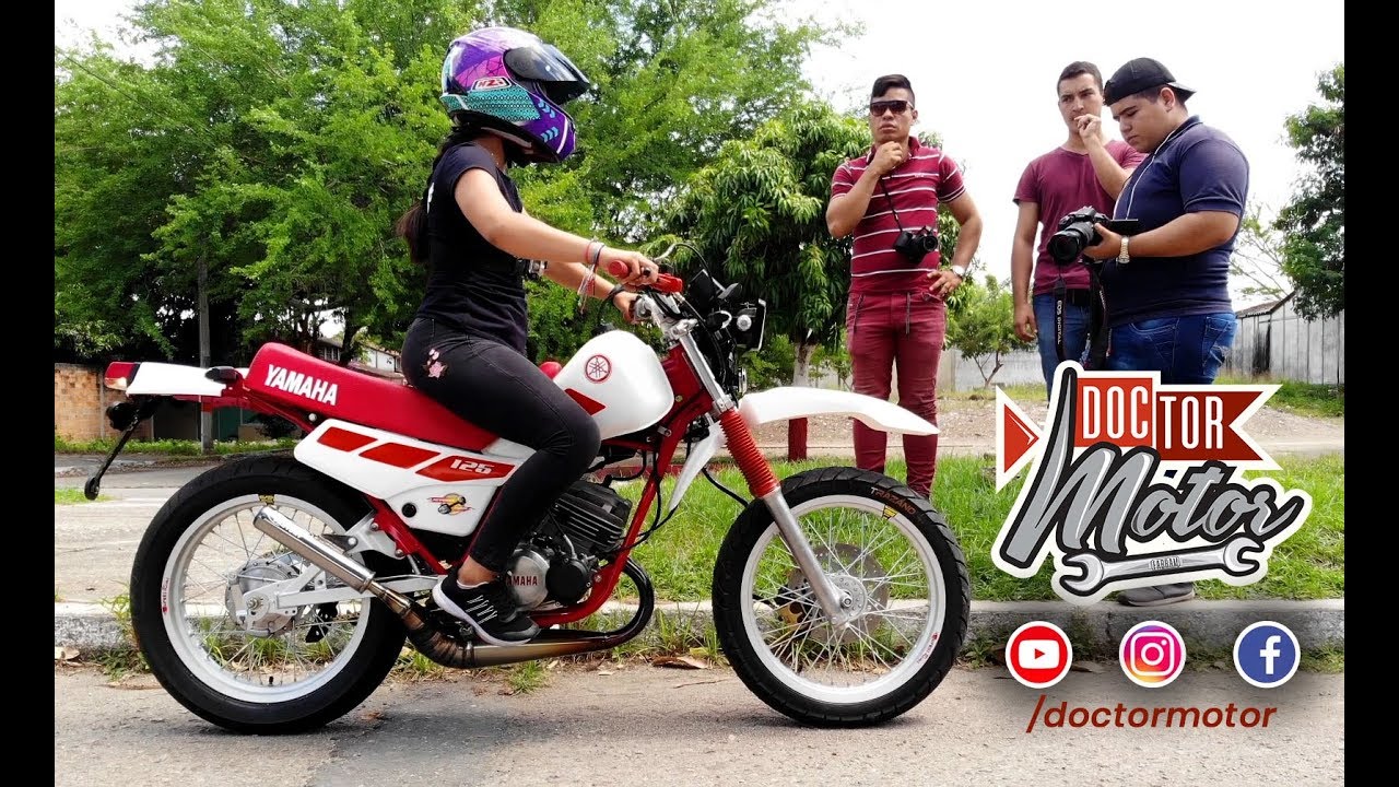 Probando en pista El Dt 125