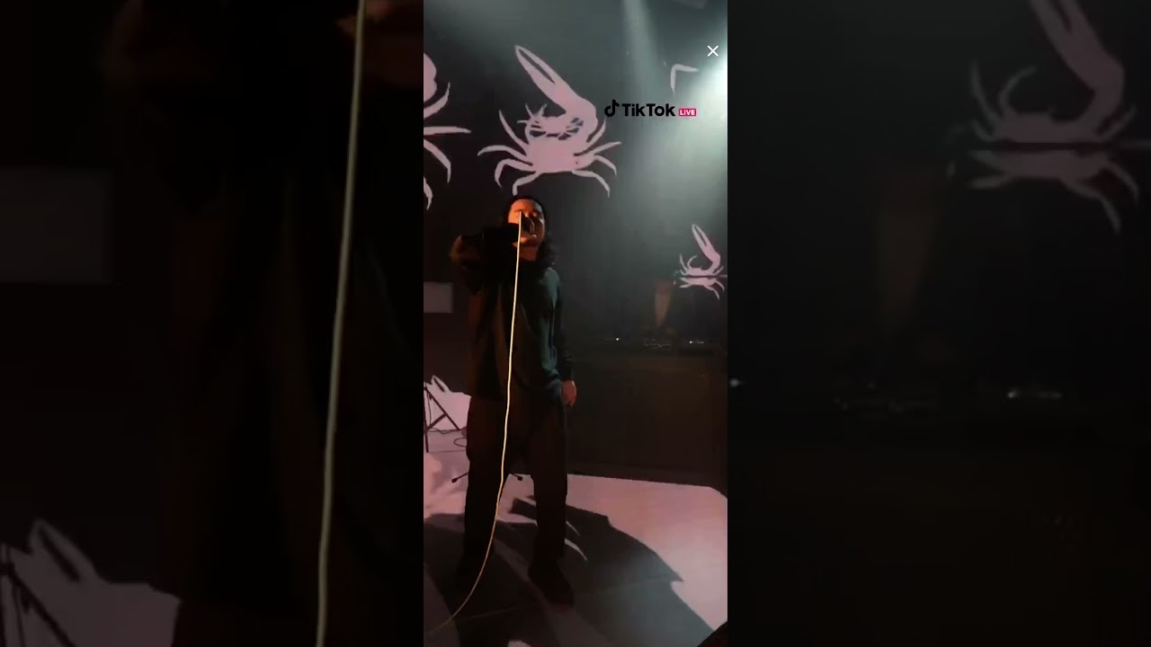 Creepy Nuts TikTokLIVE バレる