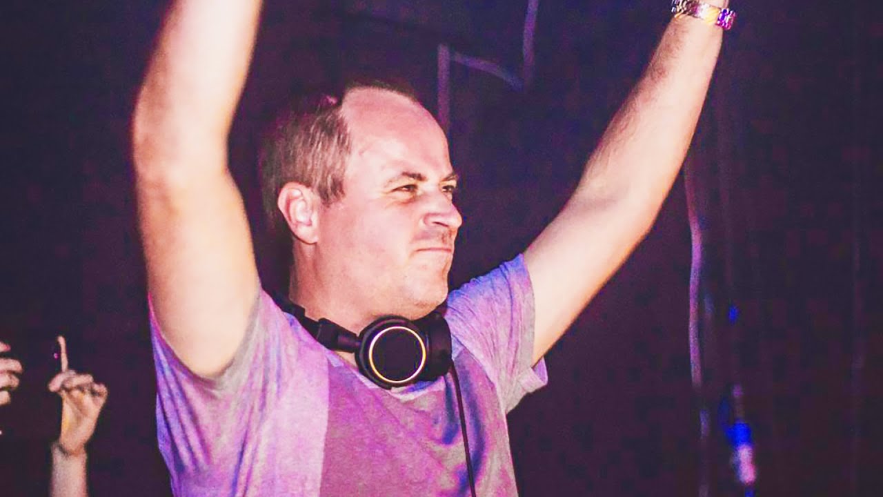 Ibiza: Christian Smith - Terminal4 x Tronic @ Eden club // Techno mix