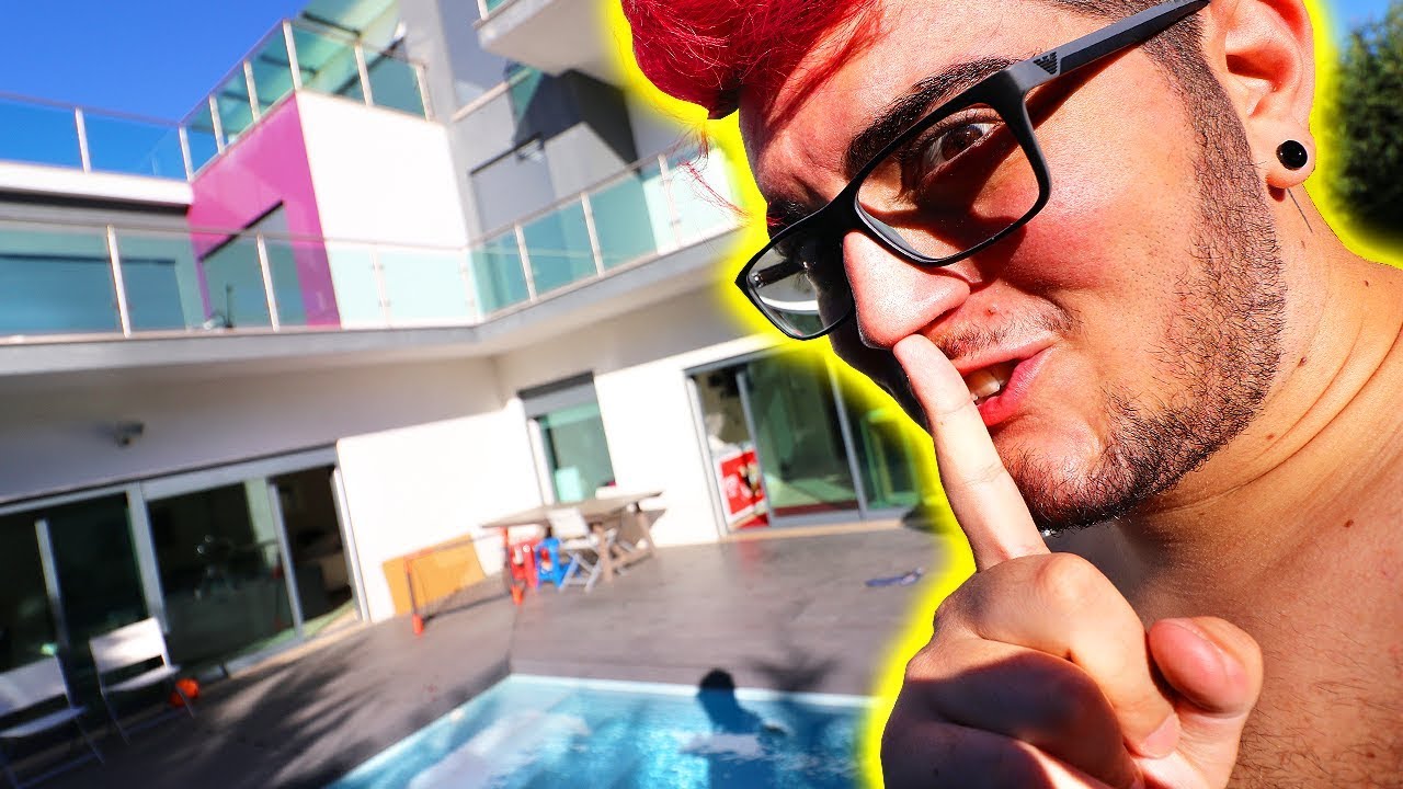 O DIA QUE FIQUEI SOZINHO NA CASA DOS YOUTUBERS