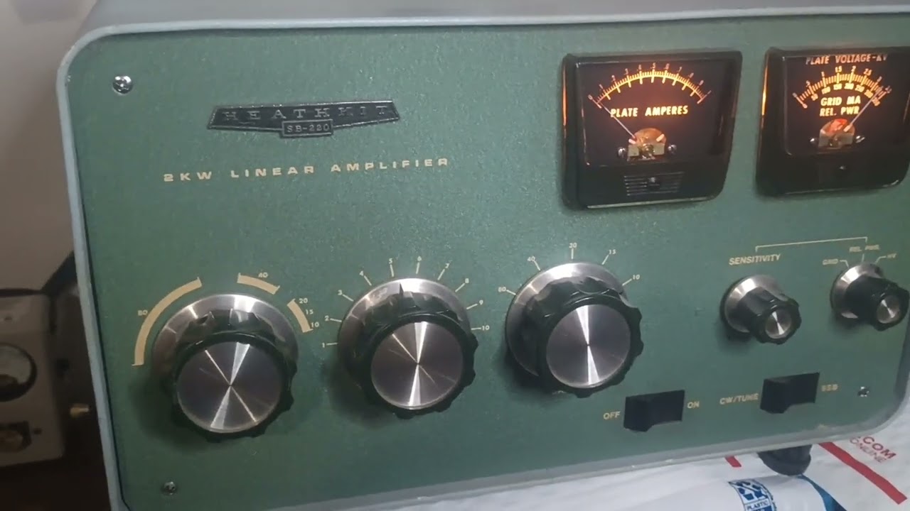 Nice Example of a *Heathkit* SB220, Dual 3-500z, 10-80 meter amplifier, wired 110v