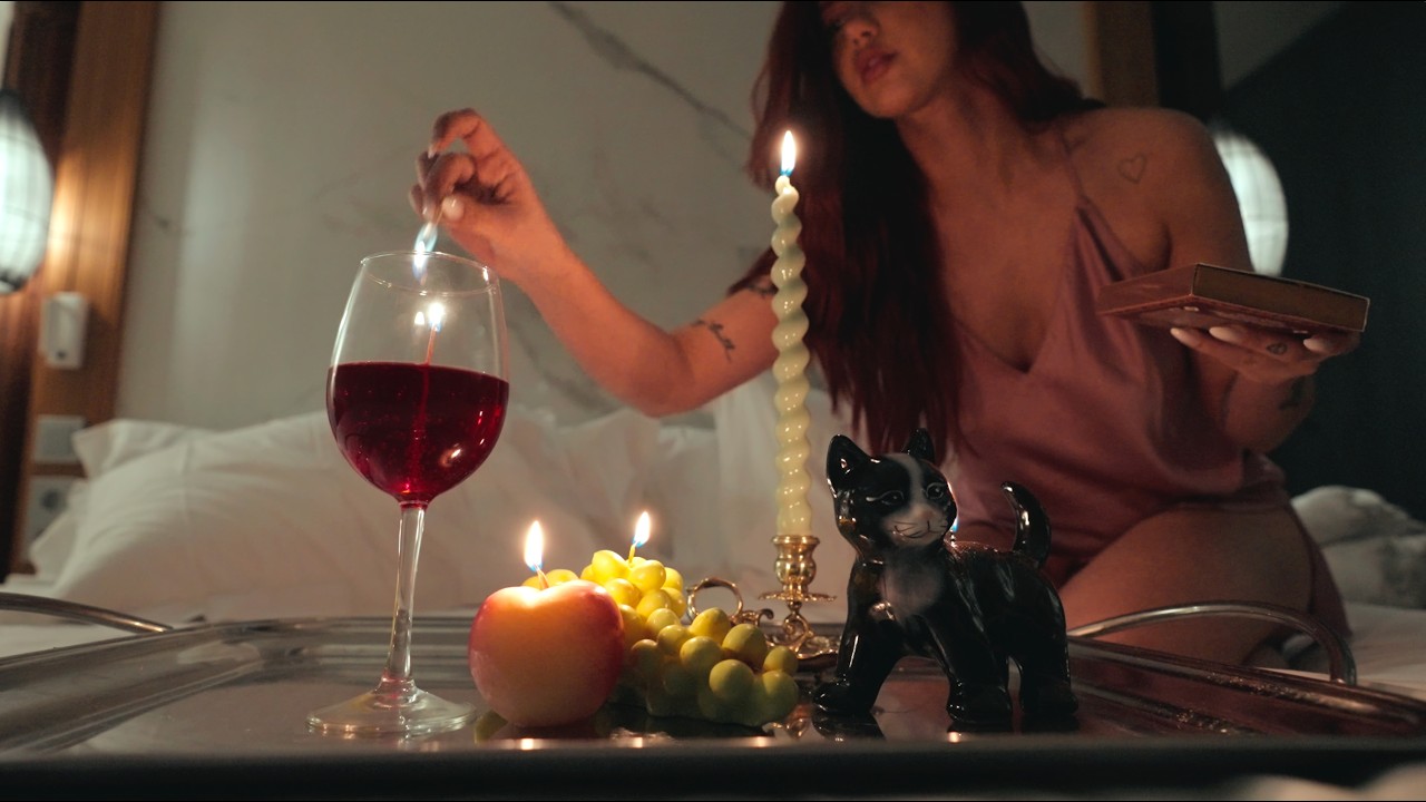 Sofia Oliveira - Vale a Pena Ver De Novo (Visualizer)