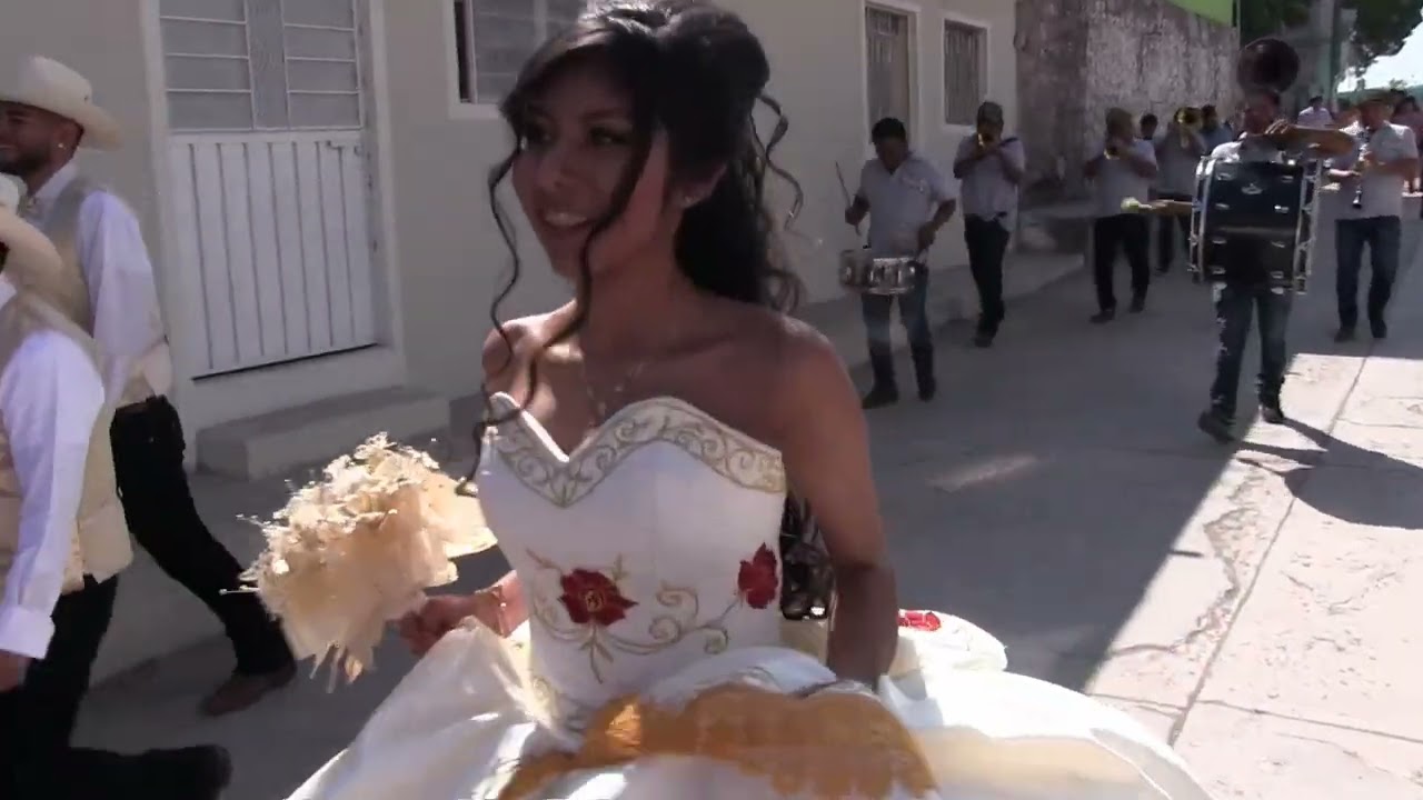 ASHLEY QUIZAPA SÀNCHEZ MIS XV AÑOS (1ra. parte)