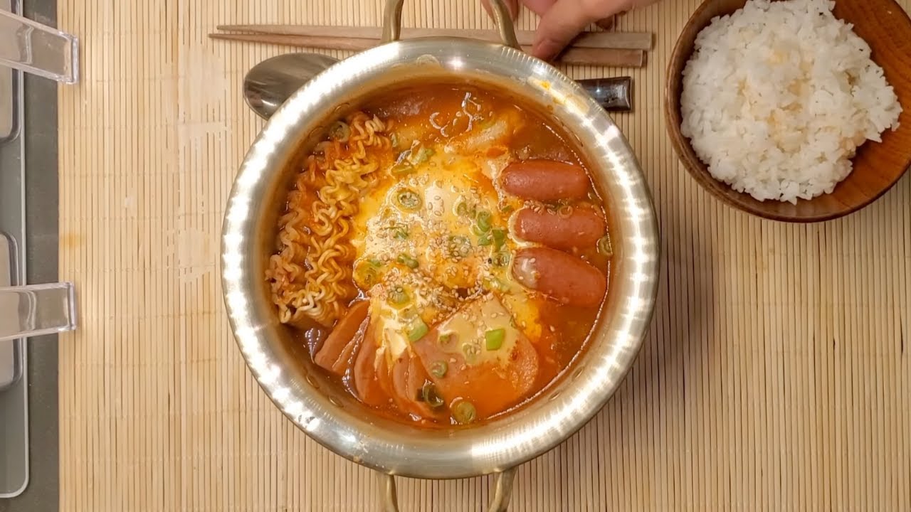 Cooking for One | Budae Jjigae recipe for one (Korean Army Soup)