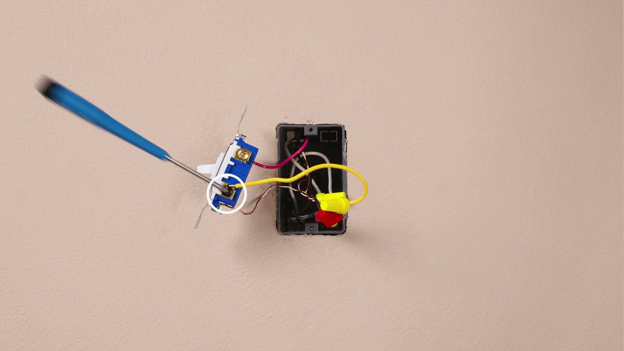 Installing a Diva Smart Dimmer for the Caséta system in a wired 3-way application