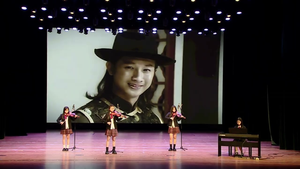 TimesCity《兰亭序》      琴弦上的兰亭，墨香中的山水。TimesCity校区周末六八年级小提琴与钢琴对话中国文化。🎻