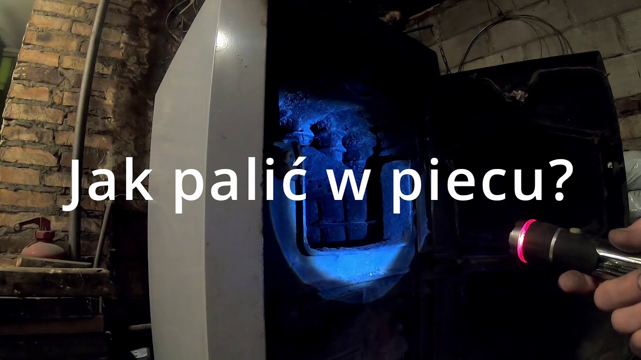 Jak palić w piecu od góry? Ekonomiczne i nie kopcące palenie w piecu