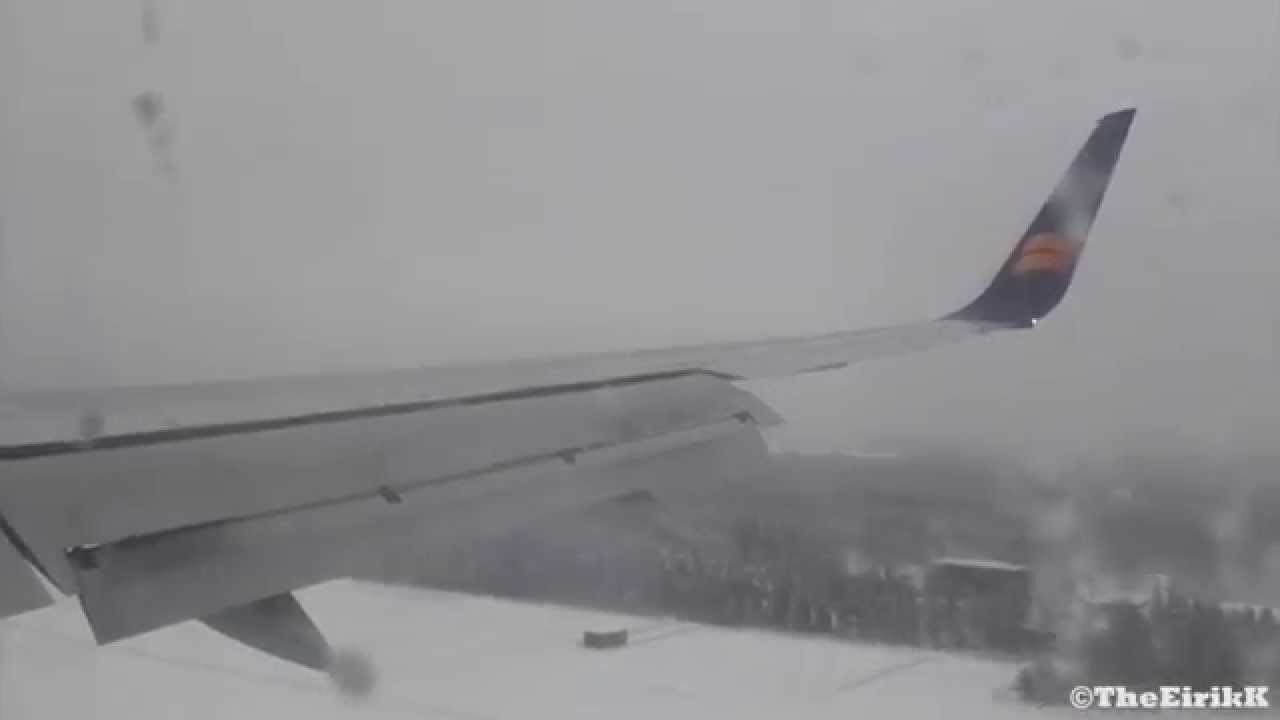 Icelandair flight FI318 (KEF-OSL) Morning takeoff with landing @OSL