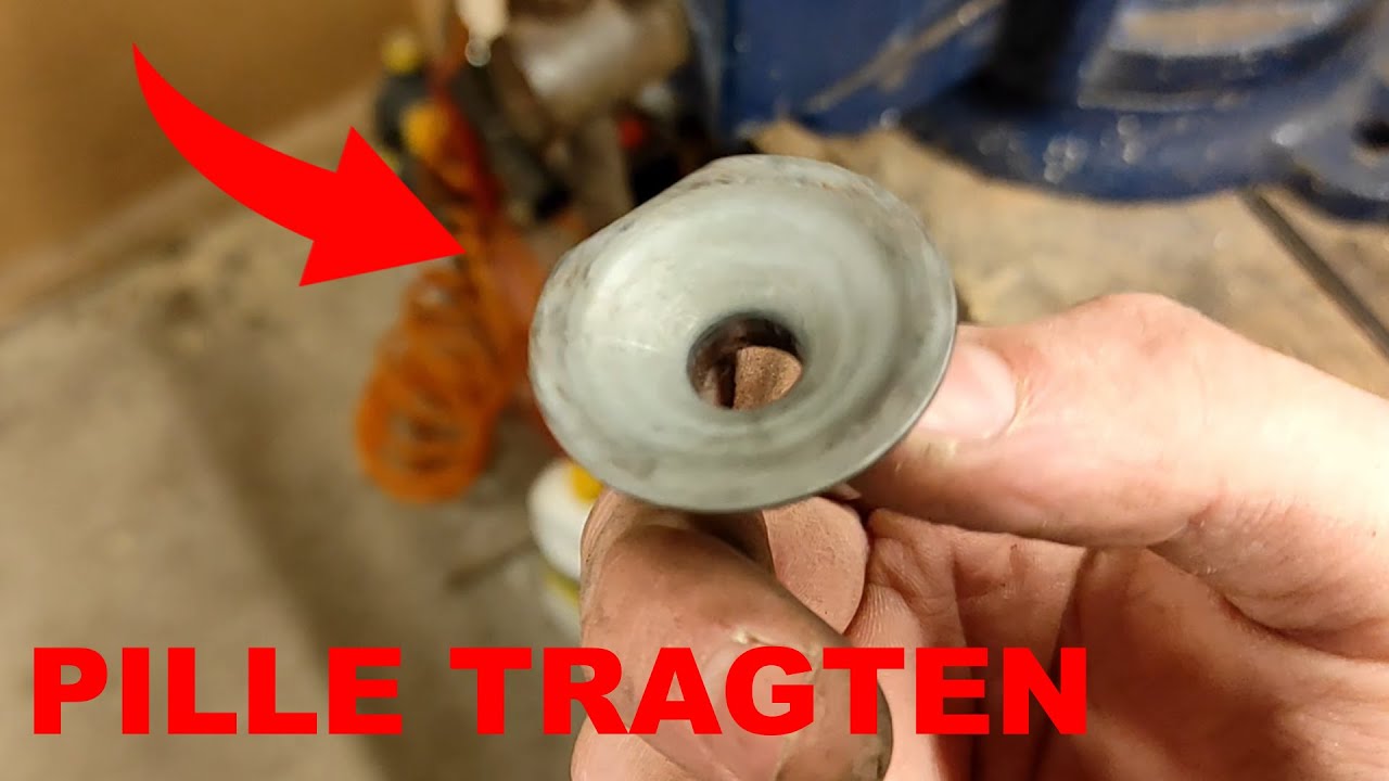 SÅDAN PILLER MAN TRAGTEN I EN SCOOTER!