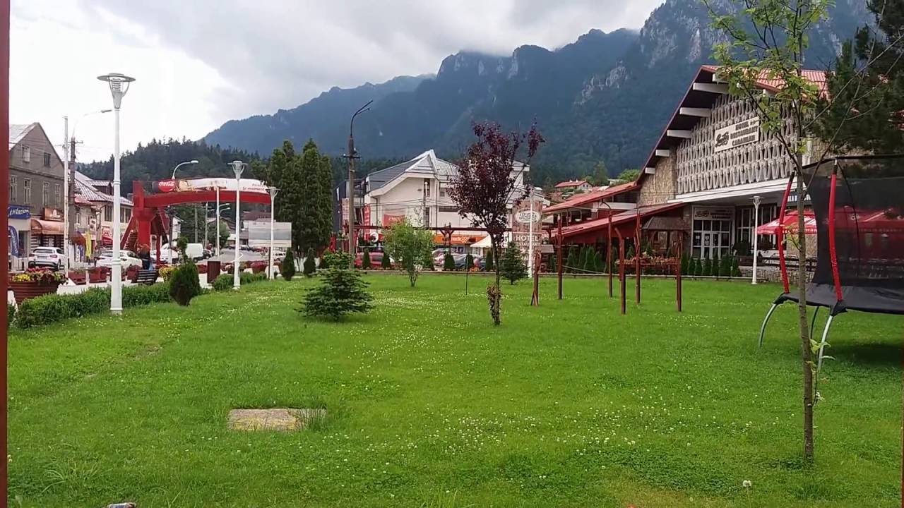 Orasul BUSTENI - parcul central