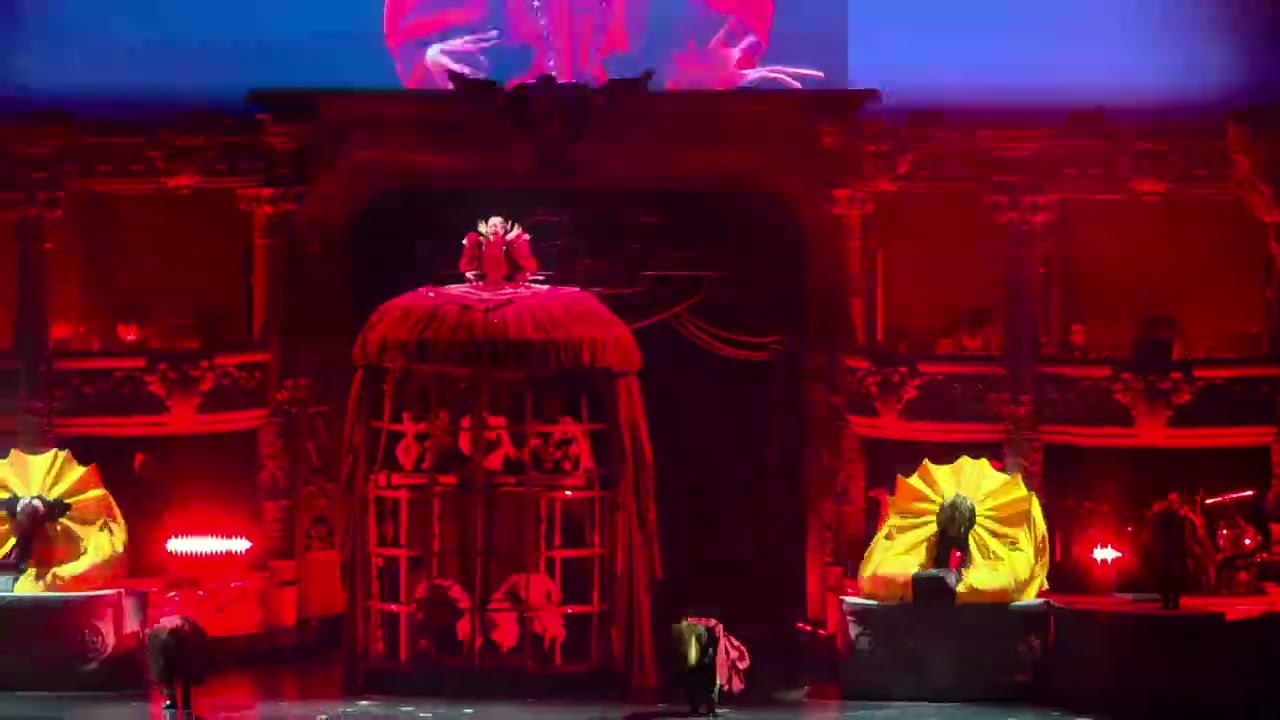 Lady Gaga’s ICONIC Medley at The O2 🔥 Bloody Mary, Judas, Aura & Scheiße 4.10. 2025