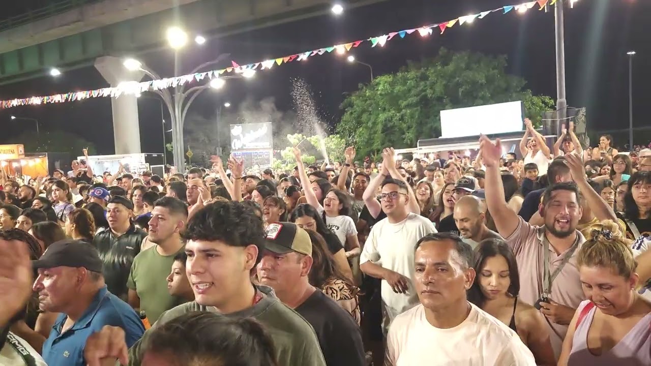 🔶️⚡️DANY HOYOS @danyhoyosoficial3018  EN LA RUTA DE LOS FOOD TRUCKS🔥  