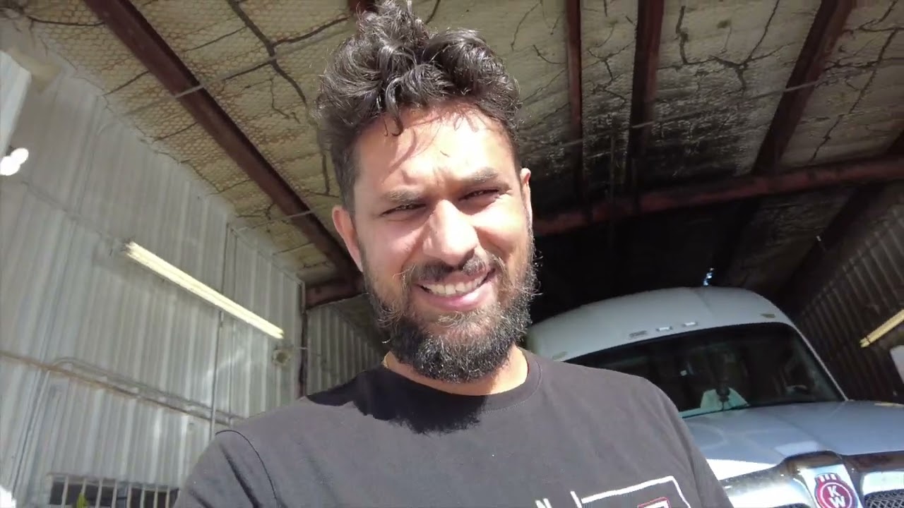 ਗੱਲ ਤਾ ਪਤਾ ਨੀ ਕੀ ਹੋਈ ਪਰ ਬਚਾਅ ਹੋ ਗਿਆ 🚛 ​⁠@Mani Sidhu