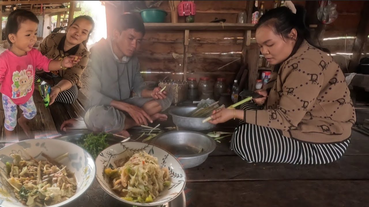 ผัดหมูสับใส่หวายน่อเล่าสานแชบๆ