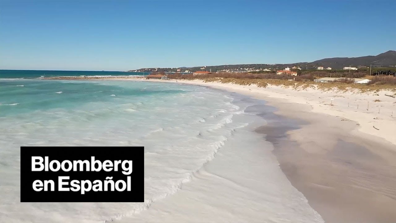 Esta playa blanca en Italia esconde un secreto oscuro | Bloomberg en Español