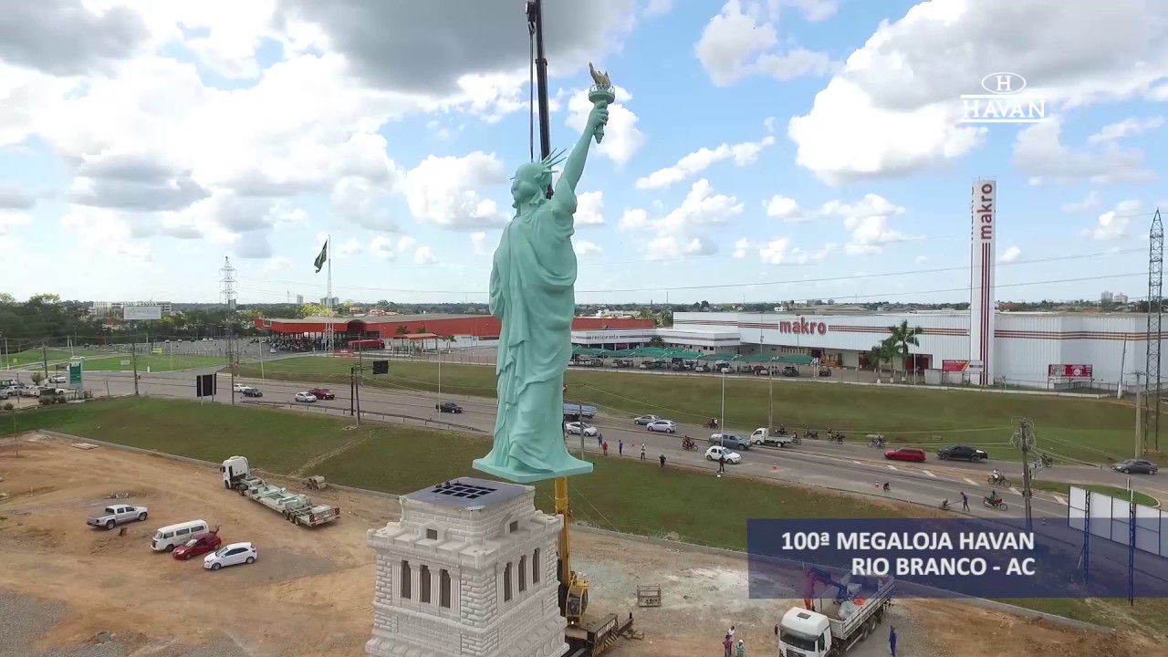 Estátua da Liberdade - 100ª megaloja Havan, Rio Branco (AC)