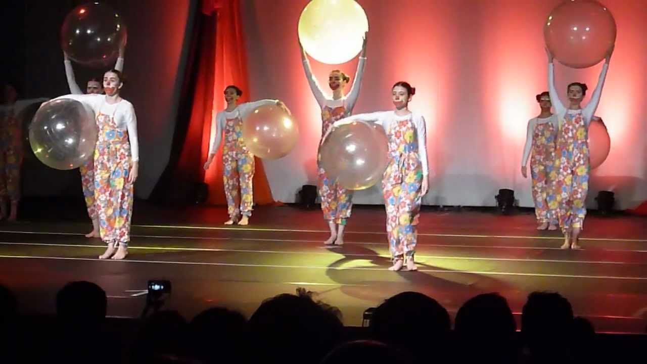 Bolas - Grupo Master de Dança