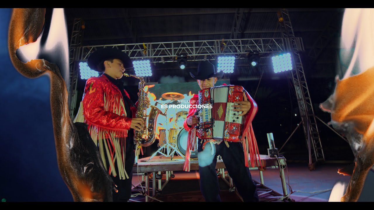 El Correlon / Son de Amoltepec - Los Libertadores del norte (Popurrí )