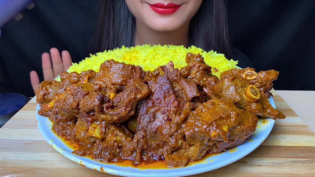 ASMR:EATING SPICY MUTTON CURRY WITH YELLOW RICE,MUTTON BONE MARROW || REAL MUKBANG