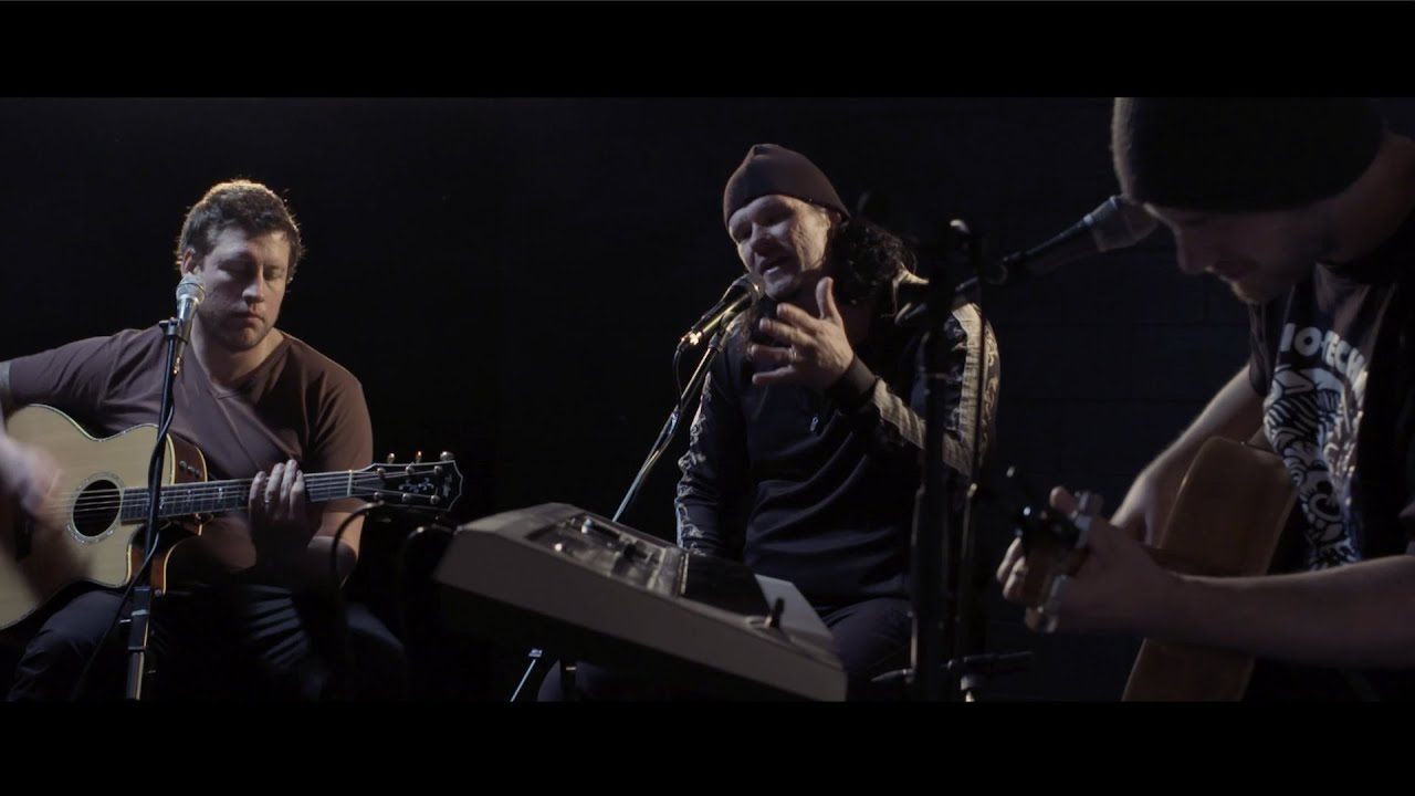 A Broken Silence: At the end of the day (Acoustic) - Official Music Video
