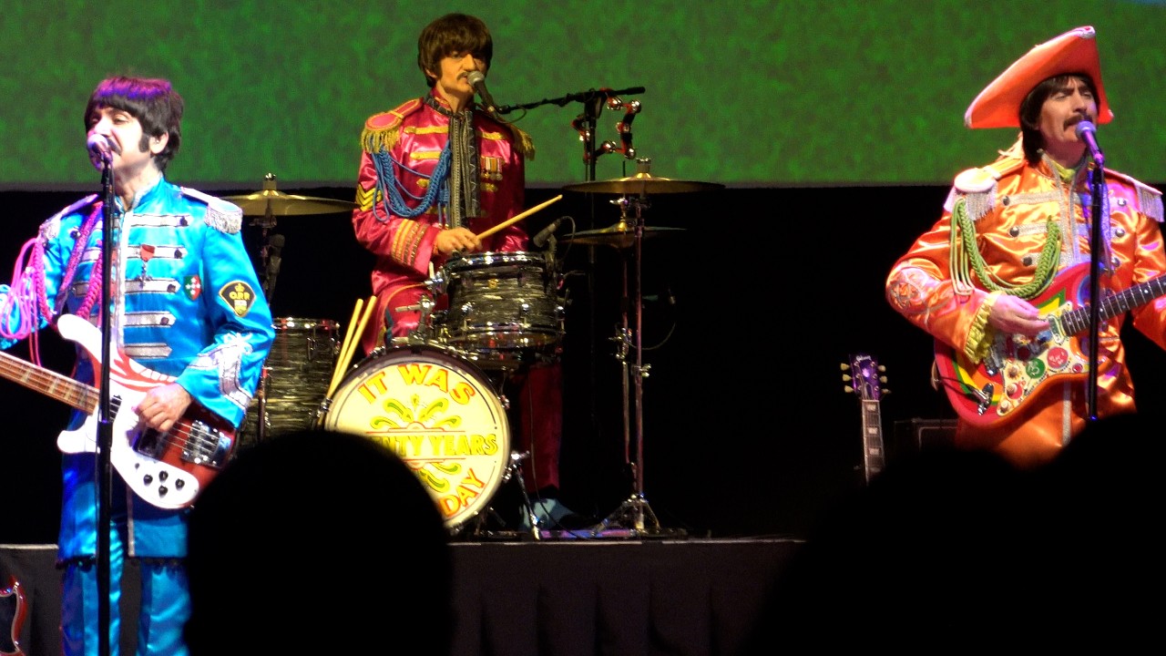 THE FAB FOUR 🇬🇧 (🏆Emmy® Award  Beatles tribute) 4K@ House of Blues Houston Texas 🇸🇴🇵🇱 11_21_2025