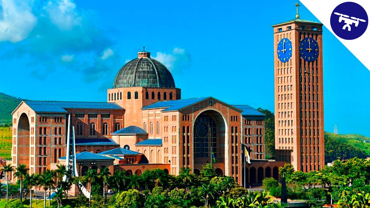 Conheça tudo sobre a Verdadeira Basílica de Aparecida e seus arredores