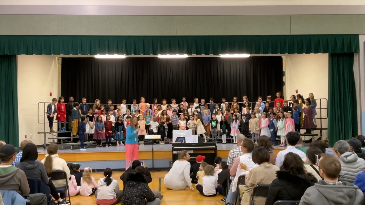 Novi Woods Elementary First Grade Music Concert