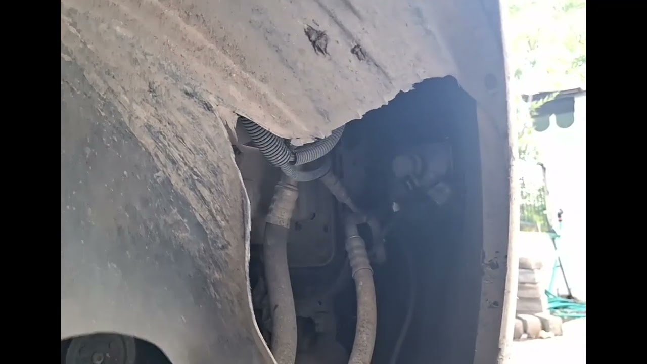 2012  Fiat Punto ön davlumbaz değişimi