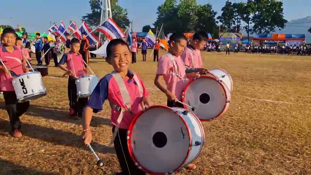 การแข่งขันกีฬานักเรียน ณ เทศบาลตำบลทุ่งข้าวพวง